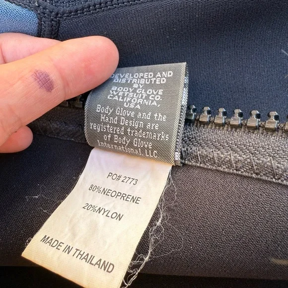 Body Glove Women’s Wet Suit - Picture 10 of 10